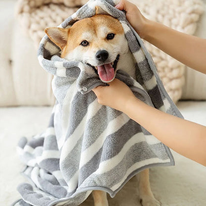 Quick-Drying Dog Bathrobe – Soft, Absorbent Towel Wrap